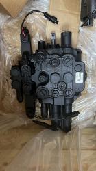Гидрораспределитель передний 544S0555 F18/21120 F18/21125 HUSCO